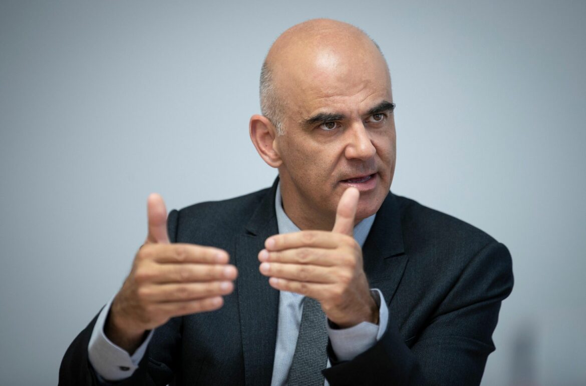 5d254998-60a7-4093-b80d-2c27135be863