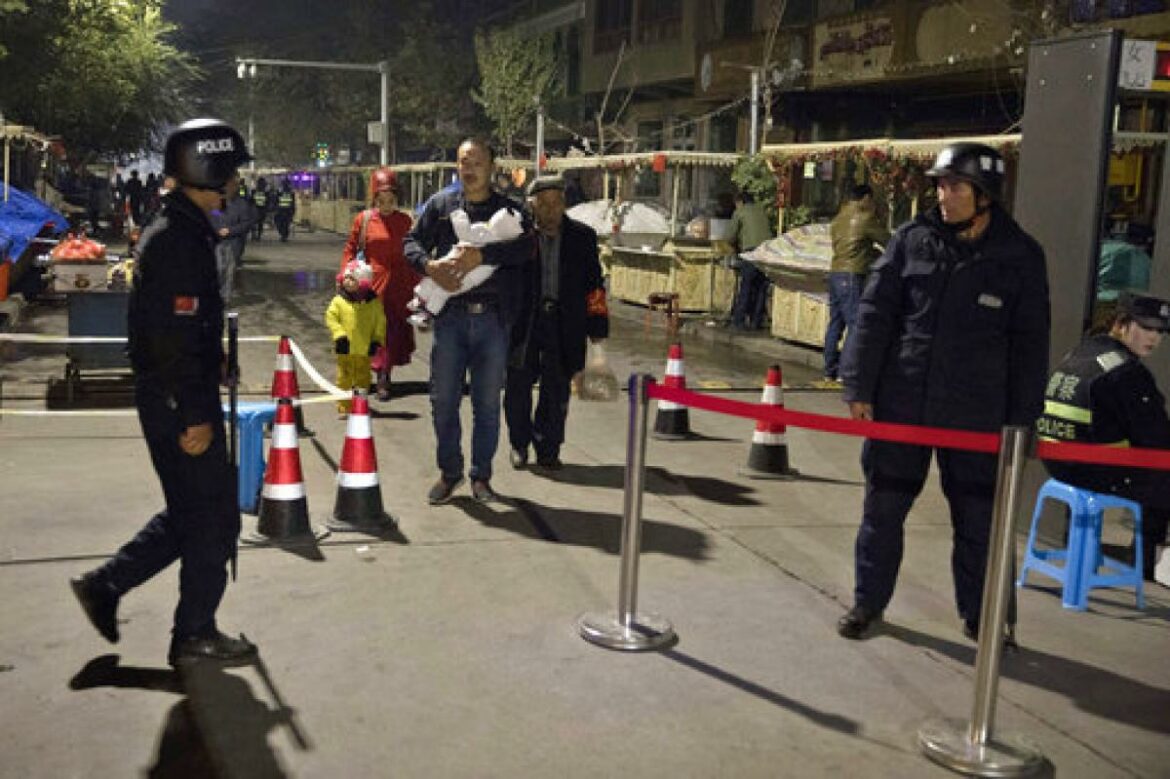 field_media_image-48248-XInjiang-Police-digital