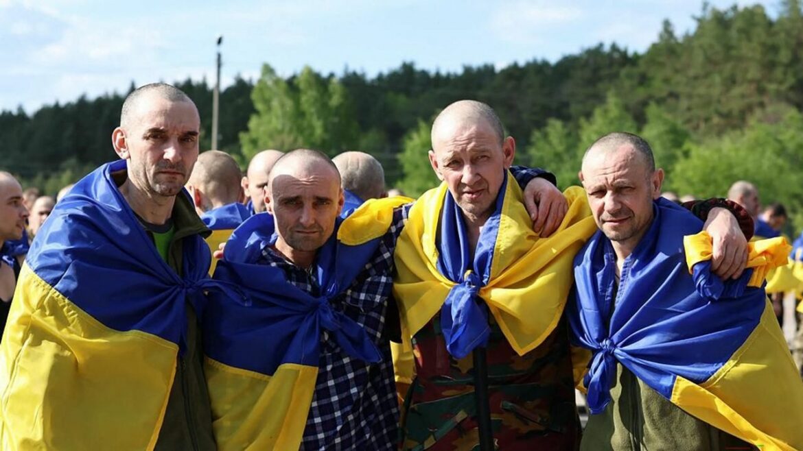 UKRAINE-RUSSIA-CONFLICT-WAR-POW-EXCHANGE